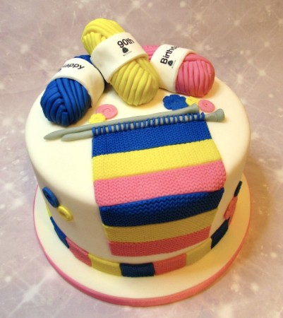 Knitting cake Knitting cake