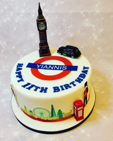 London themed cake London themed cake