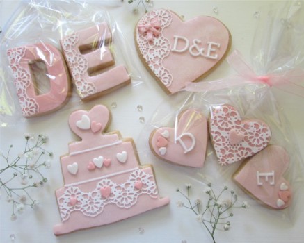 Edible Lace cookie wedding favours Edible Lace cookie wedding favours