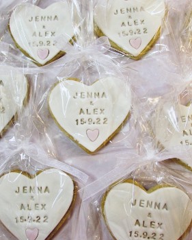 Stamped cookie wedding favours Stamped cookie wedding favours