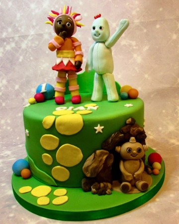 In the night garden cake